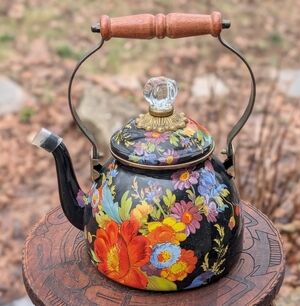 Mackenzie-Childs Flower Market 2-Quart Tea Kettle Black